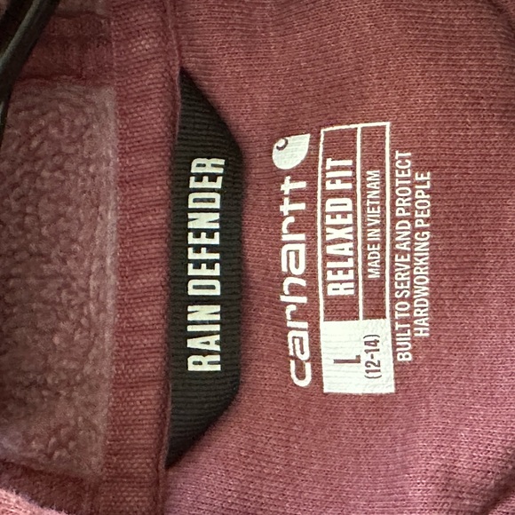 Carhartt Women's Sweater in Maroon and Pink - Picture 6 of 8